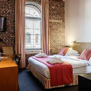 **** Hotel River België