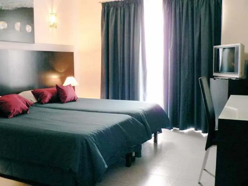 St. Julian'S Bay Hotel